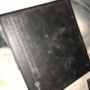 Bh cosmetics Urban Luxe 99 Color Eyeshadow Palette